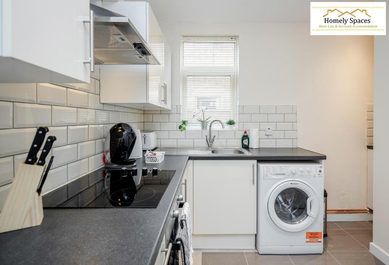 Bedford Hospital Victoria Apartments A And B By Homely Spaces Short Lets & Serviced Accommodation Exteriér fotografie