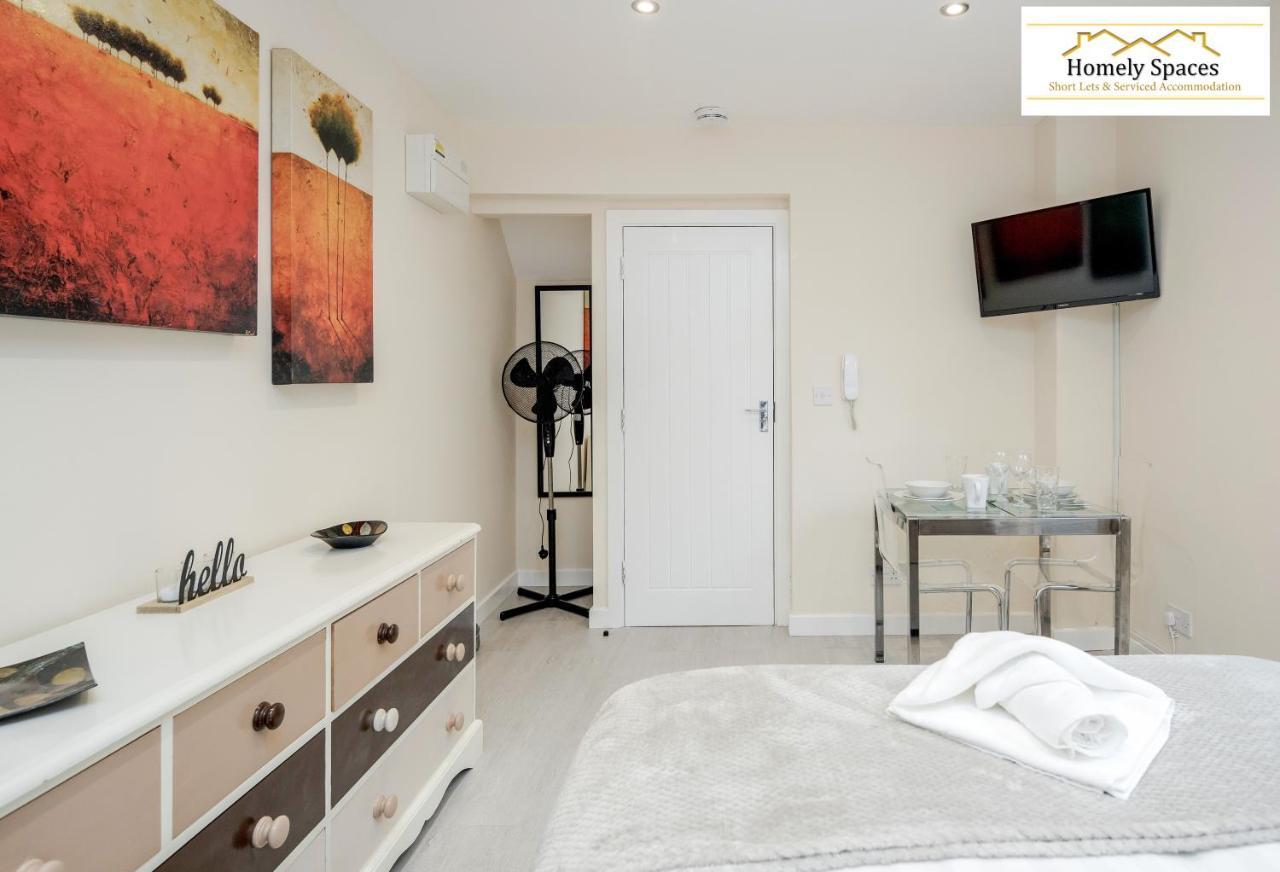 Bedford Hospital Victoria Apartments A And B By Homely Spaces Short Lets & Serviced Accommodation Exteriér fotografie